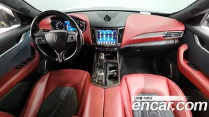 Maserati Levante, 2020 — миниатюра 10