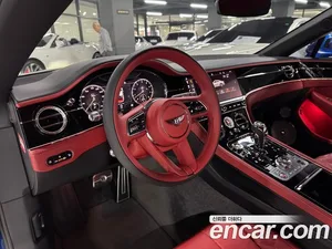 Bentley Continental, 2022 — миниатюра 4