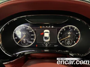 Bentley Continental, 2022 — миниатюра 6