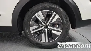 Kia Niro, 2019 — миниатюра 7