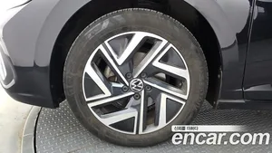 Volkswagen Jetta, 2023 — миниатюра 5