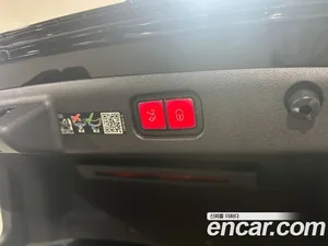Mercedes-Benz E-Class, 2024 — миниатюра 11