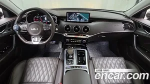 Kia Stinger, 2022 — миниатюра 9