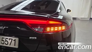 Kia Stinger, 2022 — миниатюра 8