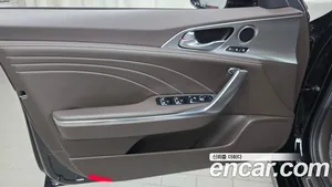 Kia Stinger, 2022 — миниатюра 13