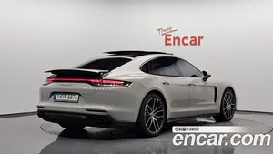 Porsche Panamera, 2022 — миниатюра 1