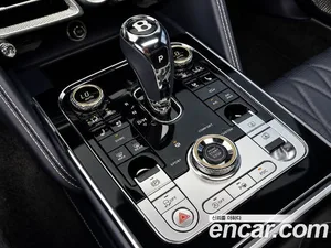 Bentley Flying Spur, 2022 — миниатюра 9