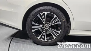 Mercedes-Benz E-Class, 2025 — миниатюра 4