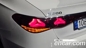Mercedes-Benz E-Class, 2025 — миниатюра 8