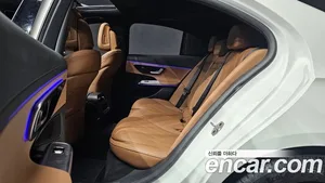 Mercedes-Benz E-Class, 2025 — миниатюра 15