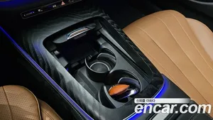 Mercedes-Benz E-Class, 2025 — миниатюра 34