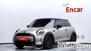 Mini Cooper, 2021 — миниатюра 1