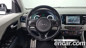 Kia Niro, 2017 — миниатюра 12