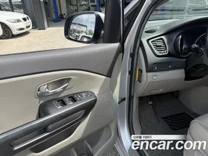Kia Carnival, 2015 — миниатюра 11