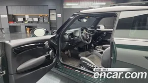 Mini Cooper, 2022 — миниатюра 12