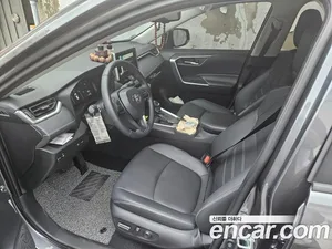 Toyota RAV4, 2025 — миниатюра 4