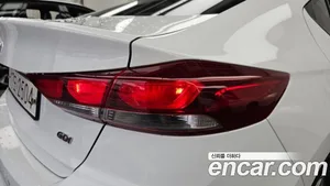 Hyundai Avante, 2015 — миниатюра 9
