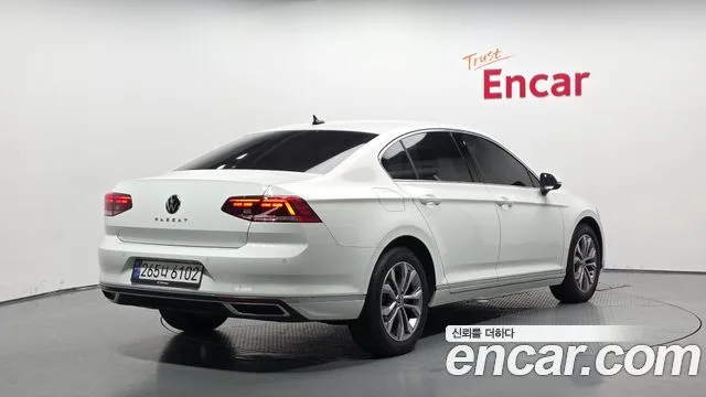 Volkswagen Passat, 2022 — фото автомобиля из Кореи