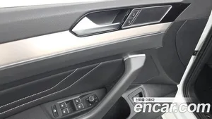 Volkswagen Passat, 2022 — миниатюра 28