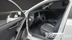 Kia Niro, 2022 — миниатюра 13