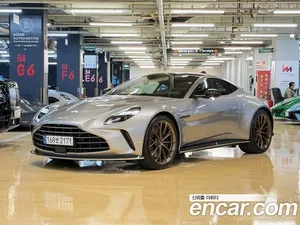 Astonmartin Vantage, 2025 — миниатюра 1