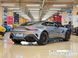 Astonmartin Vantage, 2025 — миниатюра 2