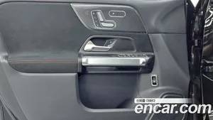 Mercedes-Benz GLB-Class, 2025 — миниатюра 15
