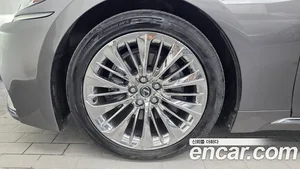 Lexus LS, 2019 — миниатюра 5