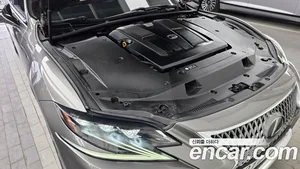 Lexus LS, 2019 — миниатюра 6