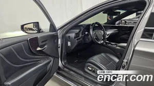 Lexus LS, 2019 — миниатюра 10