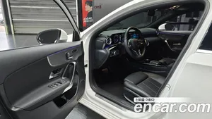Mercedes-Benz A-Class, 2021 — миниатюра 13