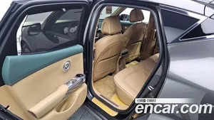 Genesis GV60, 2023 — миниатюра 17