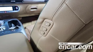 Genesis GV60, 2023 — миниатюра 22