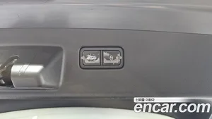 Genesis GV60, 2023 — миниатюра 23