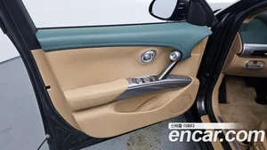 Genesis GV60, 2023 — миниатюра 14