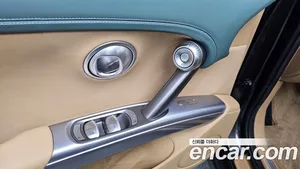 Genesis GV60, 2023 — миниатюра 29
