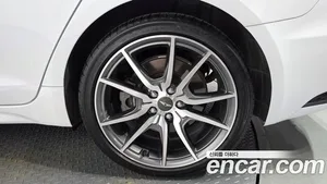 Genesis G70, 2023 — миниатюра 7