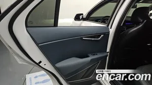 Kia Niro, 2023 — миниатюра 14