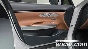 Genesis GV70, 2022 — миниатюра 14