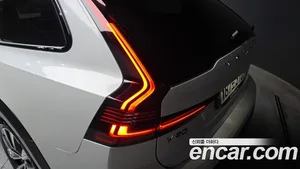 Volvo V90, 2023 — миниатюра 9