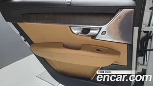 Volvo V90, 2023 — миниатюра 15