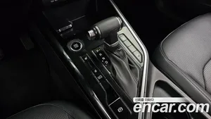 Kia Niro, 2022 — миниатюра 9