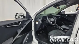 Kia Niro, 2022 — миниатюра 10