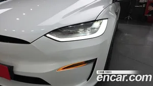 Tesla Model X, 2023 — миниатюра 8