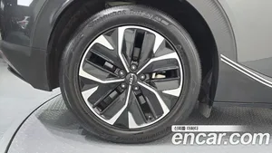 Kia EV6, 2023 — миниатюра 5