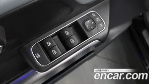 Mercedes-Benz GLB-Class, 2025 — миниатюра 28