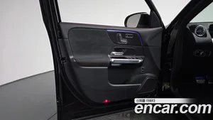 Mercedes-Benz GLB-Class, 2025 — миниатюра 13