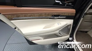 Genesis G90, 2019 — миниатюра 14
