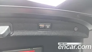 Genesis G90, 2019 — миниатюра 36