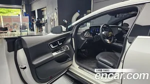 Mercedes-Benz EQE, 2023 — миниатюра 13